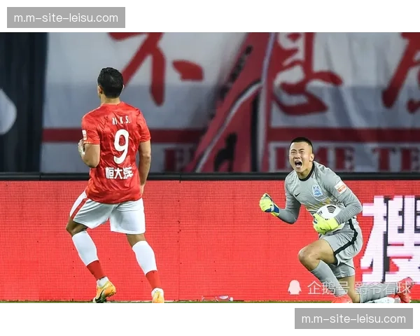 李昊指挥防线数据 门将领袖气质获团队战术重视