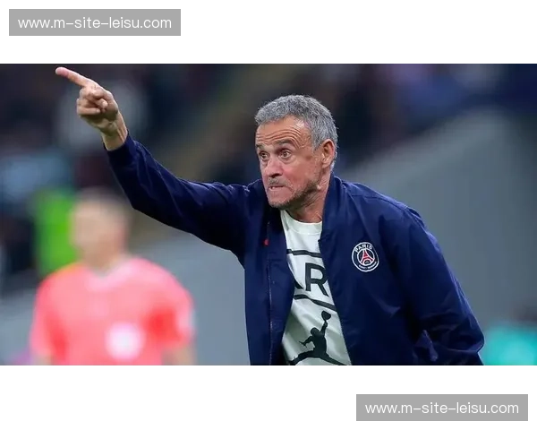 曼城主场对森林三战零失球 防线组织严密无懈可击